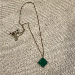 Kendra Scott necklace